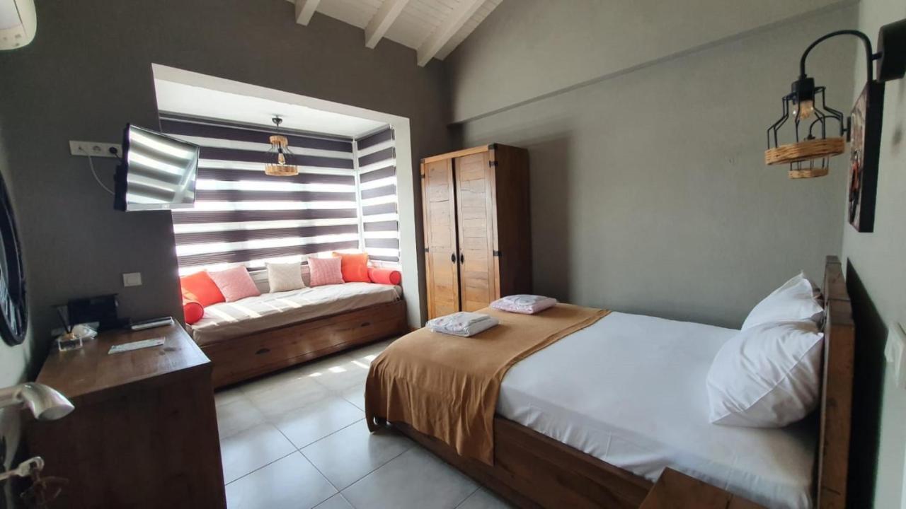Signature Alacati Hotel Luaran gambar