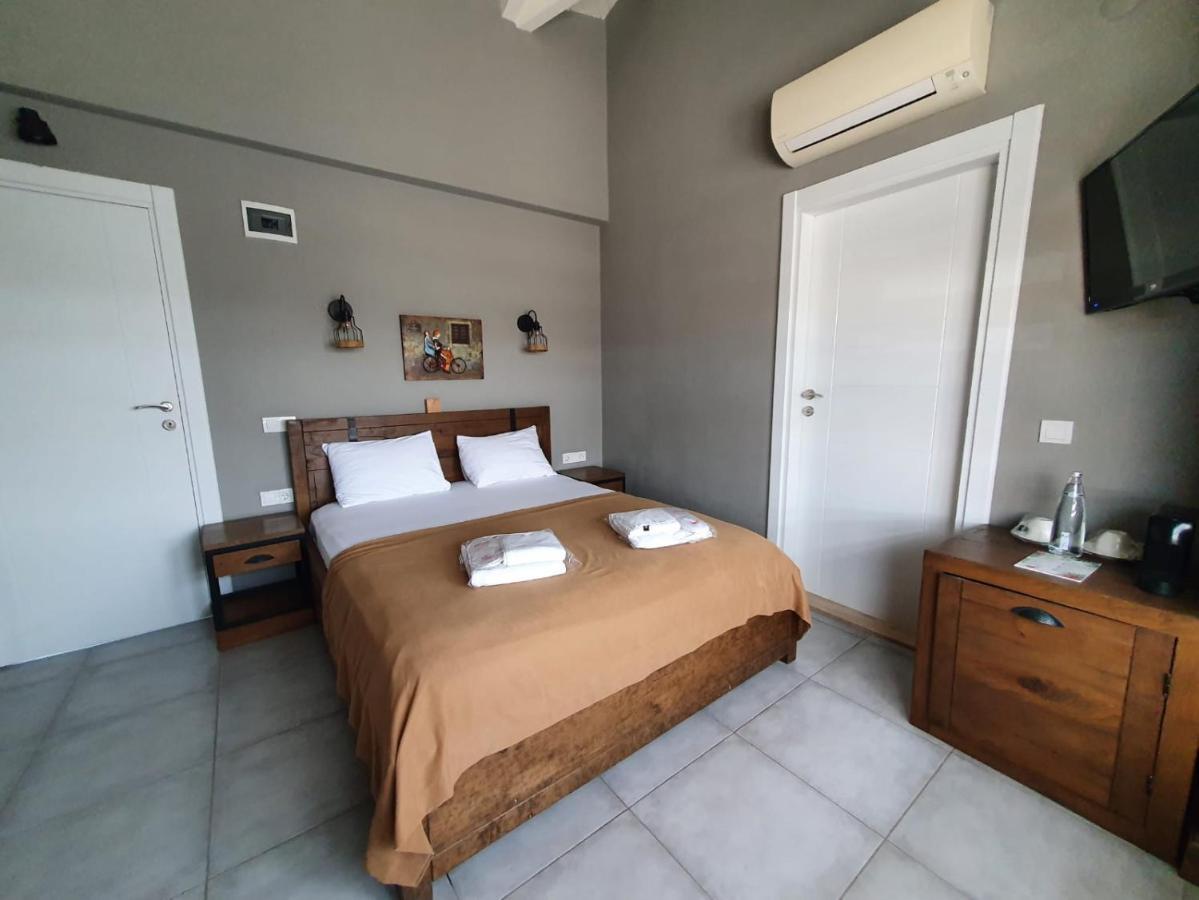 Signature Alacati Hotel Luaran gambar